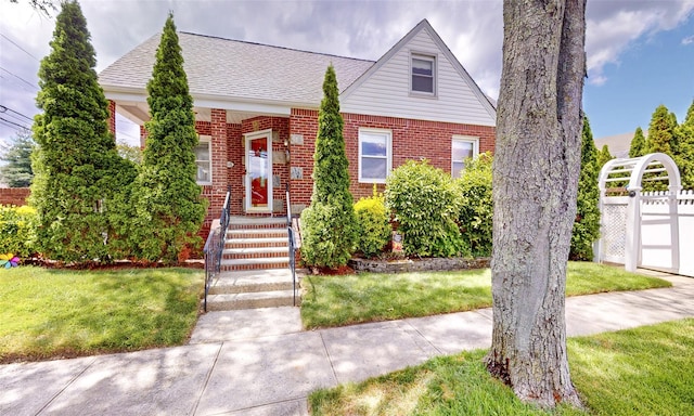 515 S 10th St, New Hyde Park, NY 11040 - photo 2