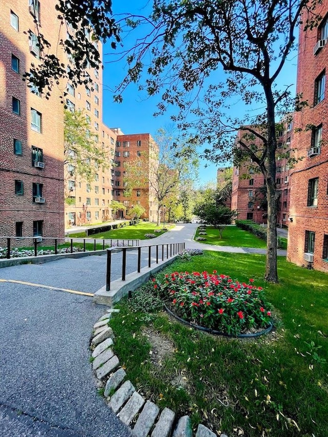 89 Metropolitan Oval Unit 7B, Bronx, NY 10462 - photo 2