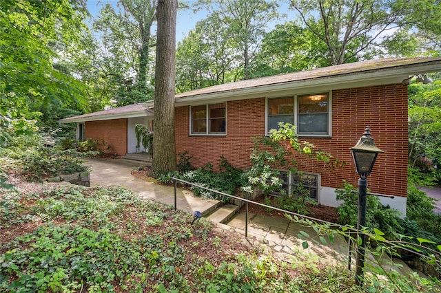 160 Hampshire Rd, Bronxville, NY 10708 - photo 1