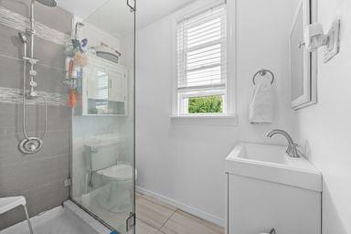 930 Morris Park Ave, Bronx, NY 10462 - photo 12