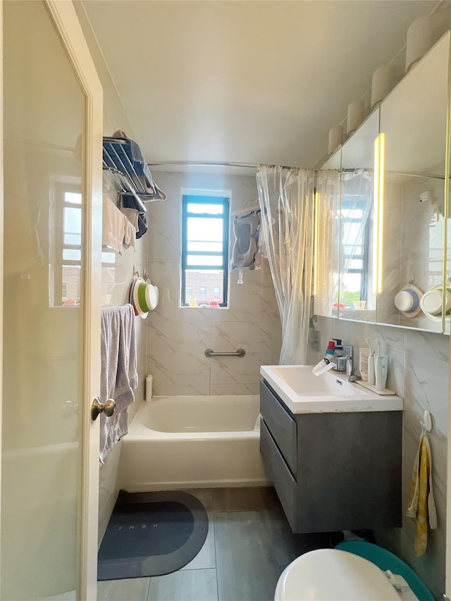 14105 Northen Blvd Unit 7D, Flushing, NY 11354 - photo 9