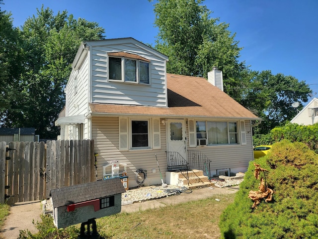 9 Walnut St E, Central Islip, NY 11722 - photo 3