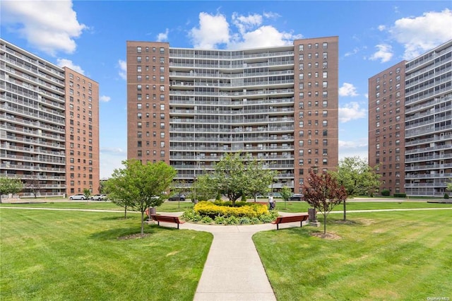 61-45 98th St Unit 11N, Rego Park, NY 11374 - photo 2