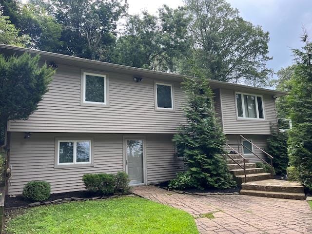 25 Blanchard Dr, Northport, NY 11768 - photo 1