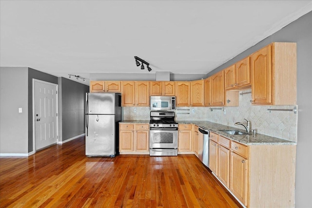 10 Pennyfield Ave Unit 8B, Bronx, NY 10465 - photo 17