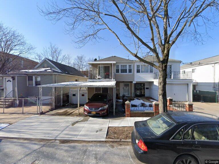 631 Hollywood Ave, Bronx, NY 10465 - photo 1