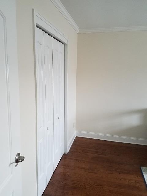 61-56 70th St, Middle Village, NY 11379 - photo 10