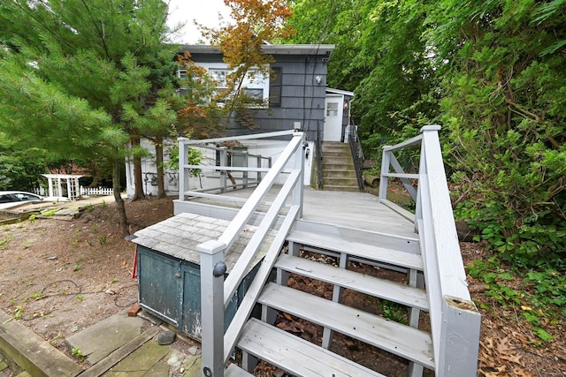 17 Hammond Rd, Glen Cove, NY 11542 - photo 2