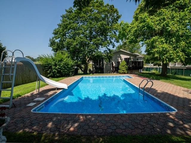 81 Country Village Ln, East Islip, NY 11730 - photo 34