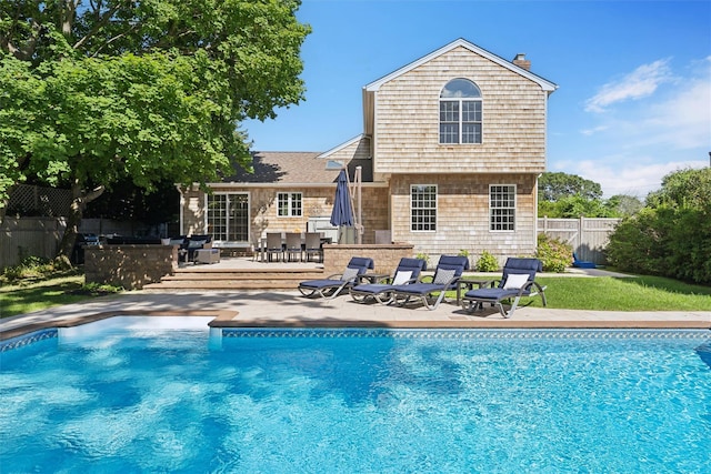 19 Maple St, Westhampton Beach, NY 11978 - photo 1