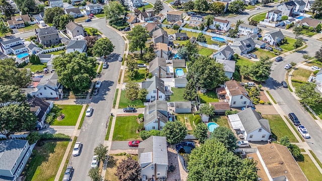 1042 Jerome Rd, Franklin Square, NY 11010 - photo 35