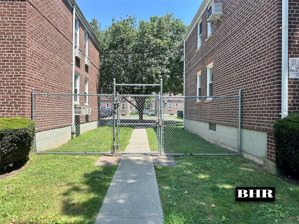 2017 Pearson St Unit 80D, Brooklyn, NY 11234 - photo 2