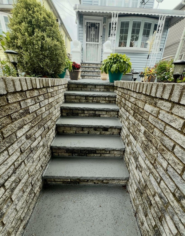 9353 207th St, Queens Village, NY 11428 - photo 3