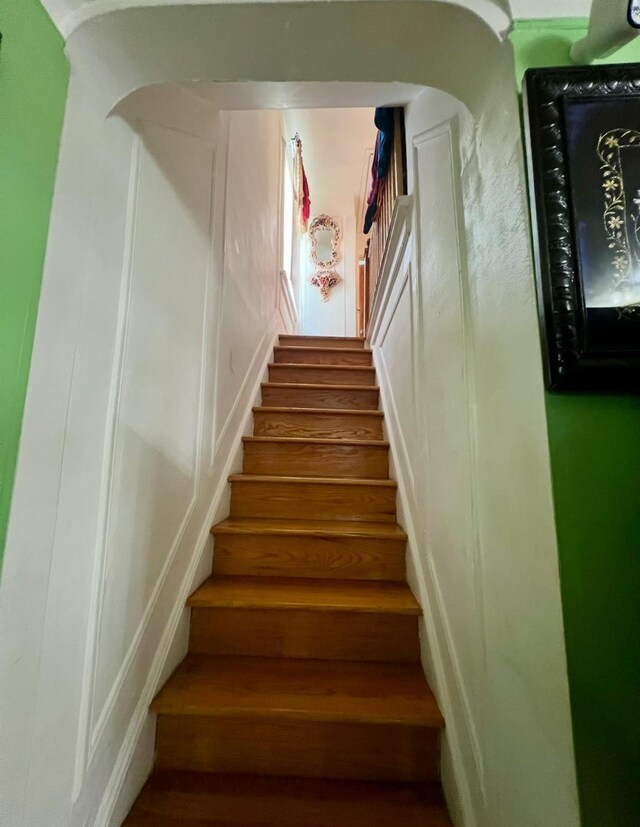 9353 207th St, Queens Village, NY 11428 - photo 25
