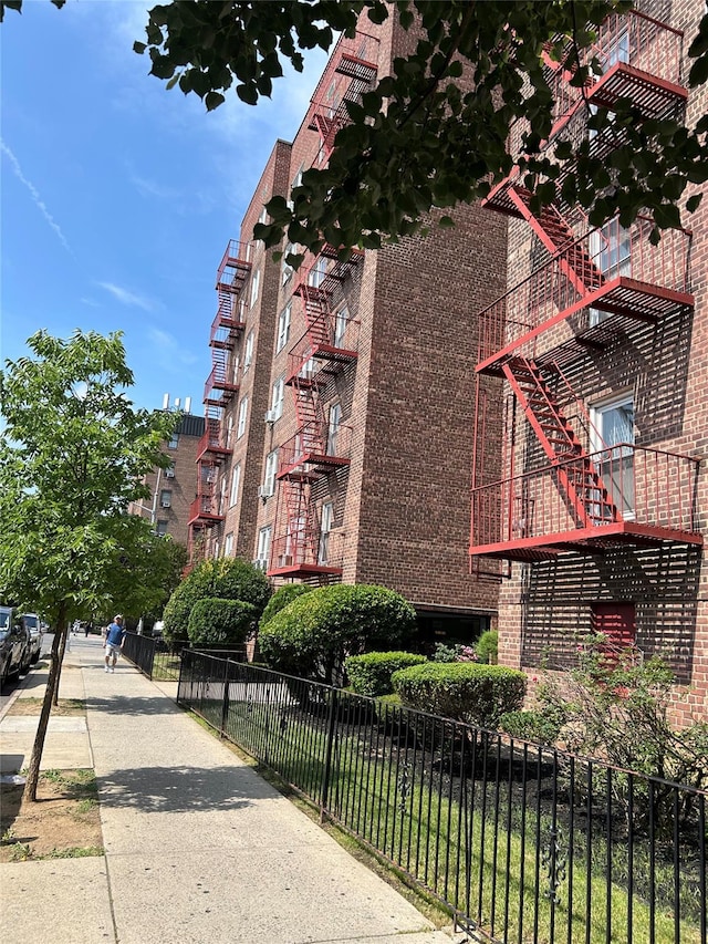 33-05 90th St Unit 4K, Jackson Heights, NY 11372 - photo 2
