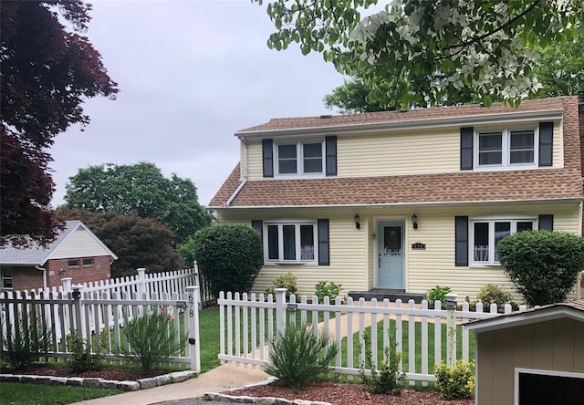 678 Bellevue Ave N, Yonkers, NY 10703 - photo 1