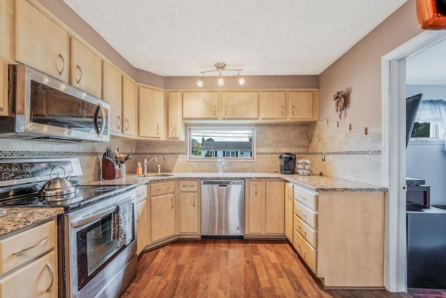 1485 3rd St, West Babylon, NY 11704 - photo 5