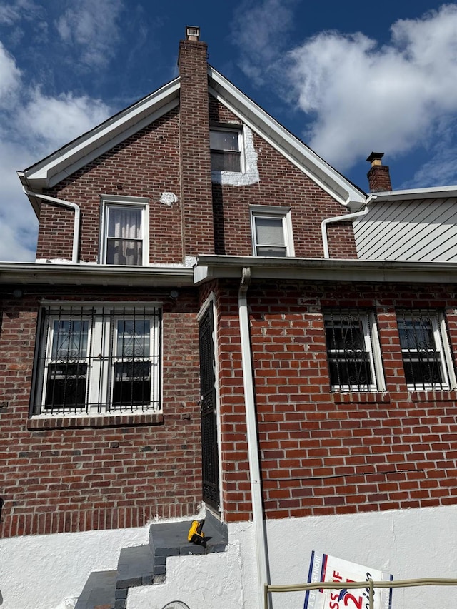 8259 172nd St, Jamaica, NY 11432 - photo 3