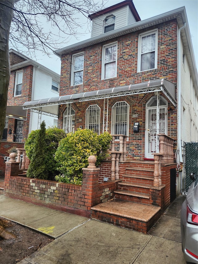 563 E 91st St, Brooklyn, NY 11236 - photo 1