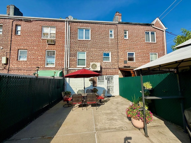 6368 77th St, Middle Village, NY 11379 - photo 9