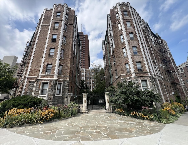 3392 Wayne Ave Unit F42, Bronx, NY 10467 - photo 2