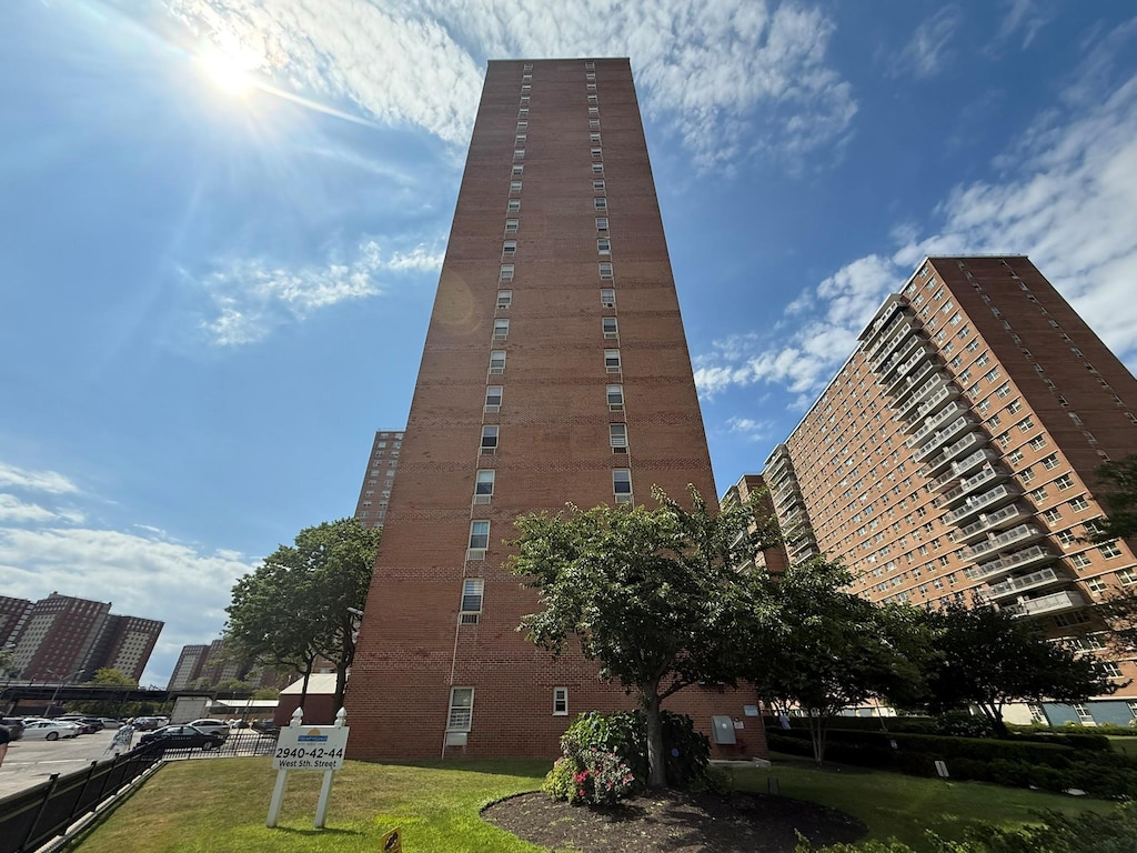 2944 W 5th St Unit 18R, Brooklyn, NY 11224 - photo 3
