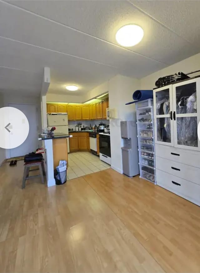 3520 147th St Unit 7F, Flushing, NY 11354 - photo 7