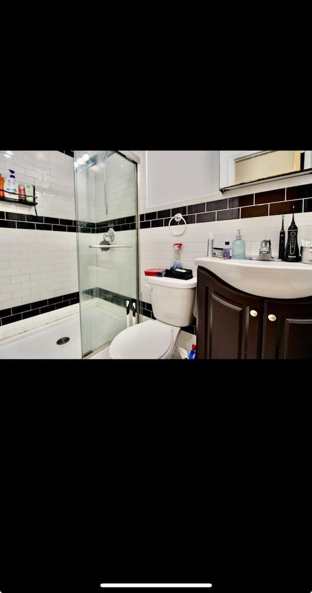 1878 Putnam Ave, Ridgewood, NY 11385 - photo 7