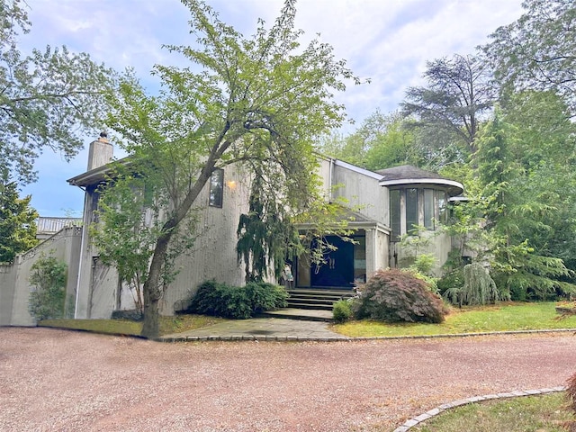 6 Bostwick Ln, Old Westbury, NY 11568 - photo 1
