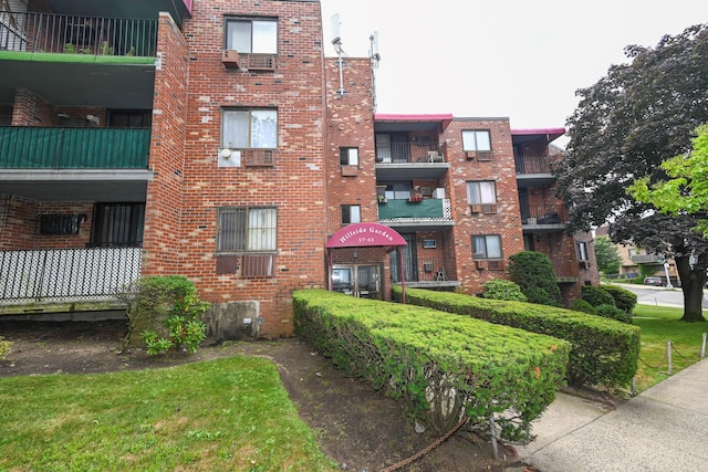 5745 74th St Unit 106, Middle Village, NY 11379 - photo 1