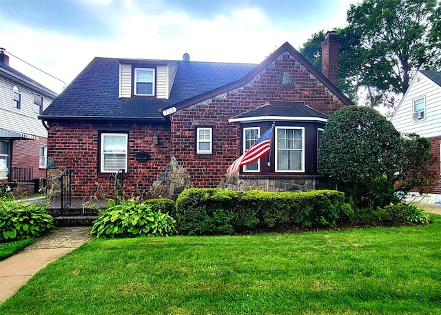 715 Iris St, Franklin Square, NY 11010 - photo 1