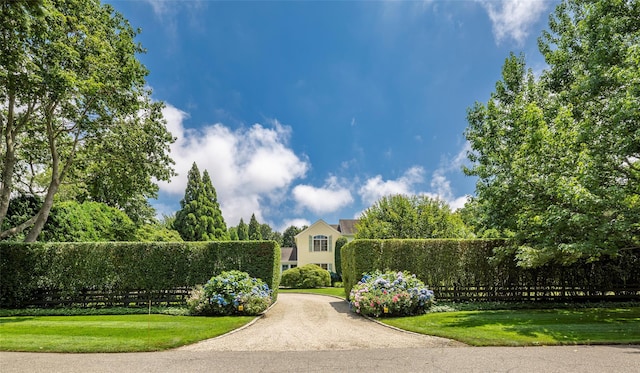 107 Edgewood Ave, Bridgehampton, NY 11932 - photo 3