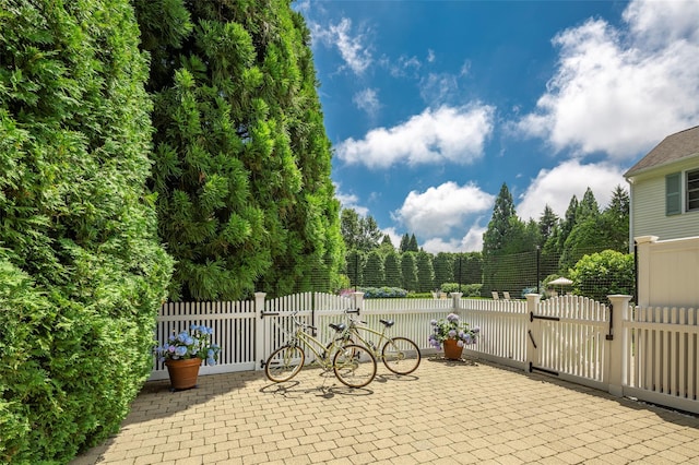 107 Edgewood Ave, Bridgehampton, NY 11932 - photo 4
