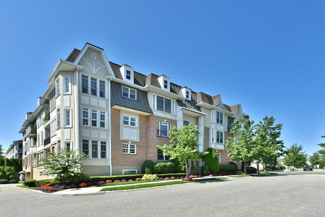 415 Pacing Way, Westbury, NY 11590 - photo 1