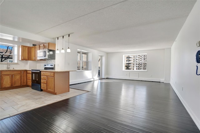 79-14 Rockaway Beach Blvd Unit 3J, Rockaway Beach, NY 11693 - photo 4