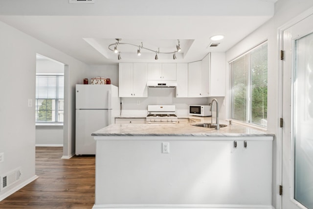 293 Glen Dr, Ridge, NY 11961 - photo 8