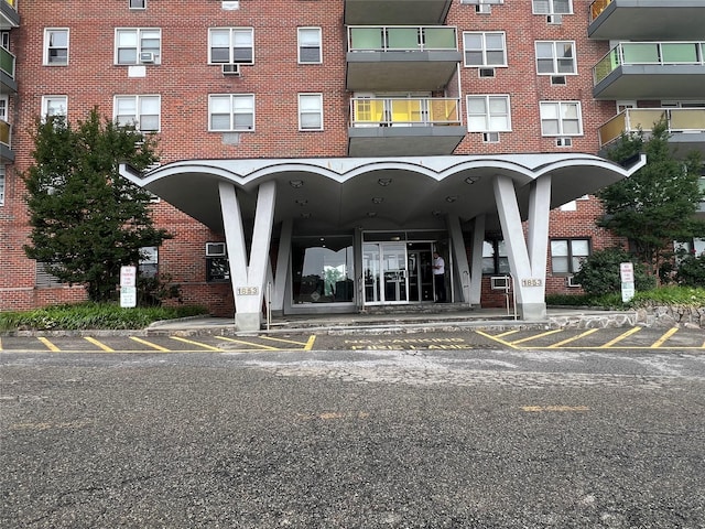 1853 Central Park Ave Unit 10C, Yonkers, NY 10710 - photo 1