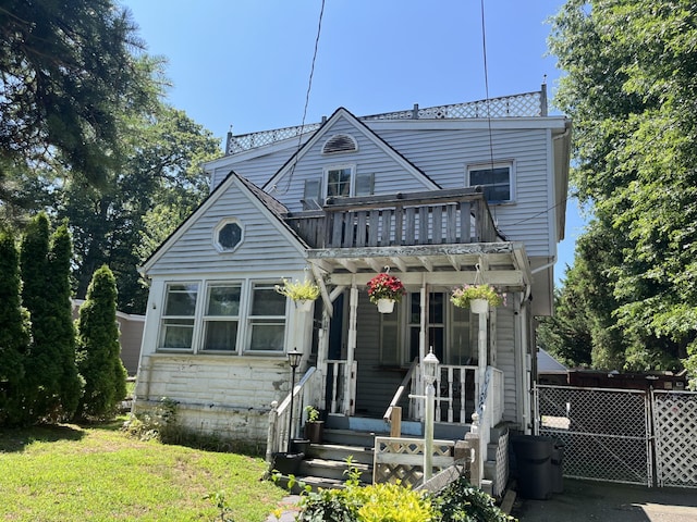 1014 Washington Dr, Centerport, NY 11721 - photo 1
