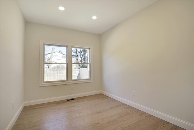 10 Beth Ln, Plainview, NY 11803 - photo 35