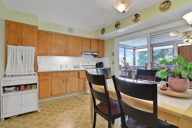 83 S Gate Dr, Poughkeepsie, NY 12601 - photo 11