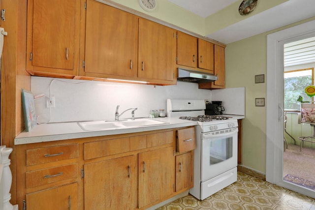 83 S Gate Dr, Poughkeepsie, NY 12601 - photo 12