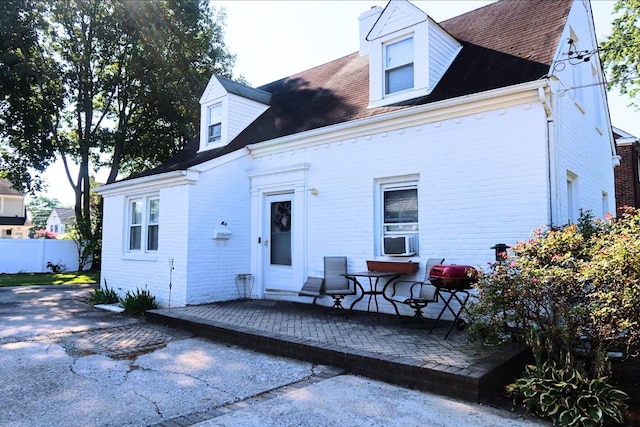 42 Sunset Dr, Hempstead, NY 11550 - photo 1