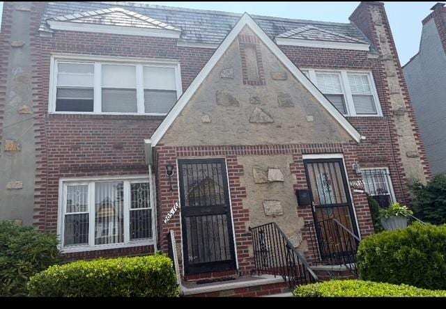 20516 115th Dr, Saint Albans, NY 11412 - photo 1