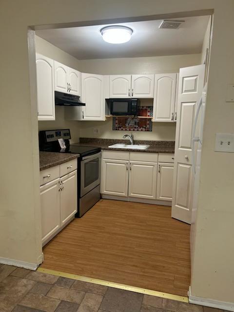 4 Ethan Allen Ct Unit G, Ridge, NY 11961 - photo 3