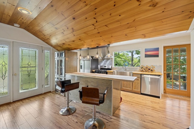 8 Towle Pl, Glen Cove, NY 11542 - photo 5