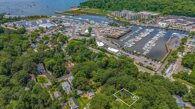 8 Towle Pl, Glen Cove, NY 11542 - photo 26