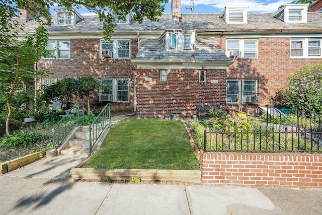 35-24 88th St, Jackson Heights, NY 11372 - photo 1