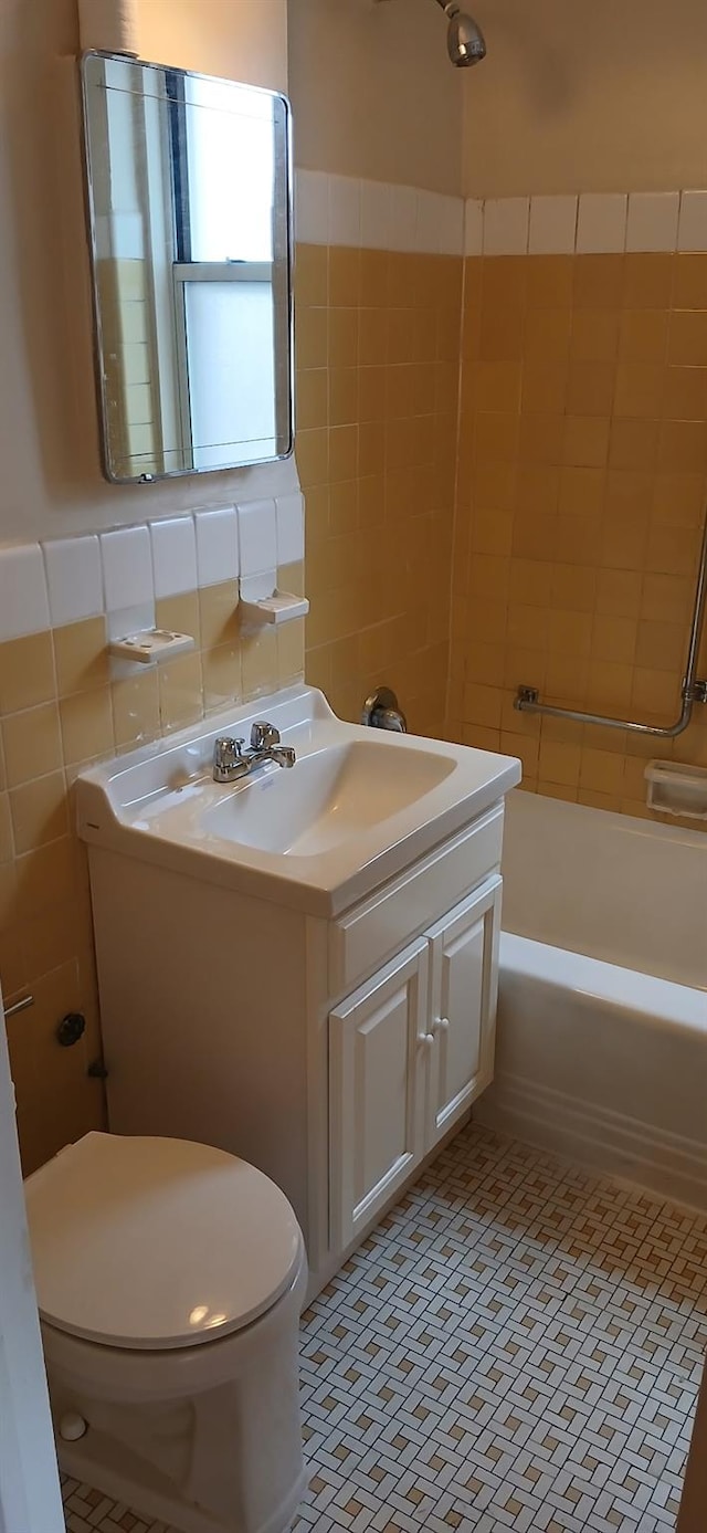 325E 201st St Unit 4D, Bronx, NY 10458 - photo 16