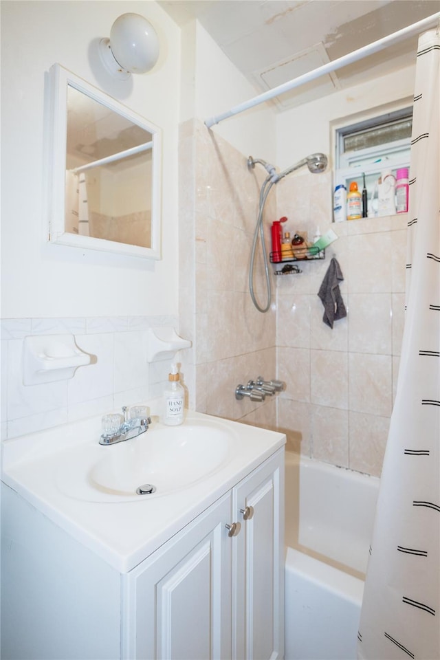 3021 Barkley Ave, Bronx, NY 10465 - photo 18
