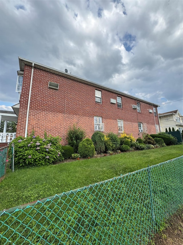12104 150th Ave, South Ozone Park, NY 11420 - photo 4